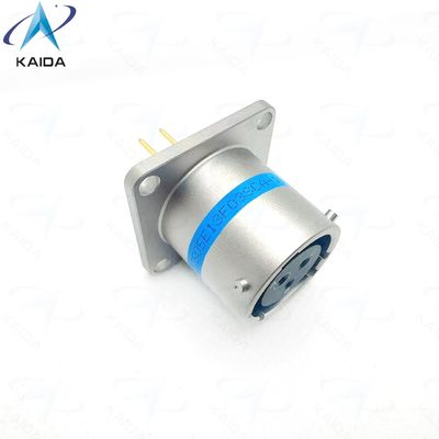 Υποδοχή τετράγωνης φλάντζας MIL-DTL-38999 Σειρά Ⅰ Με επαφές από κράμα χαλκού για βιομηχανικές εφαρμογές. MS27505E13F03SCA。Υποδοχή τετράγωνης φλάντζας με επαφές PCB